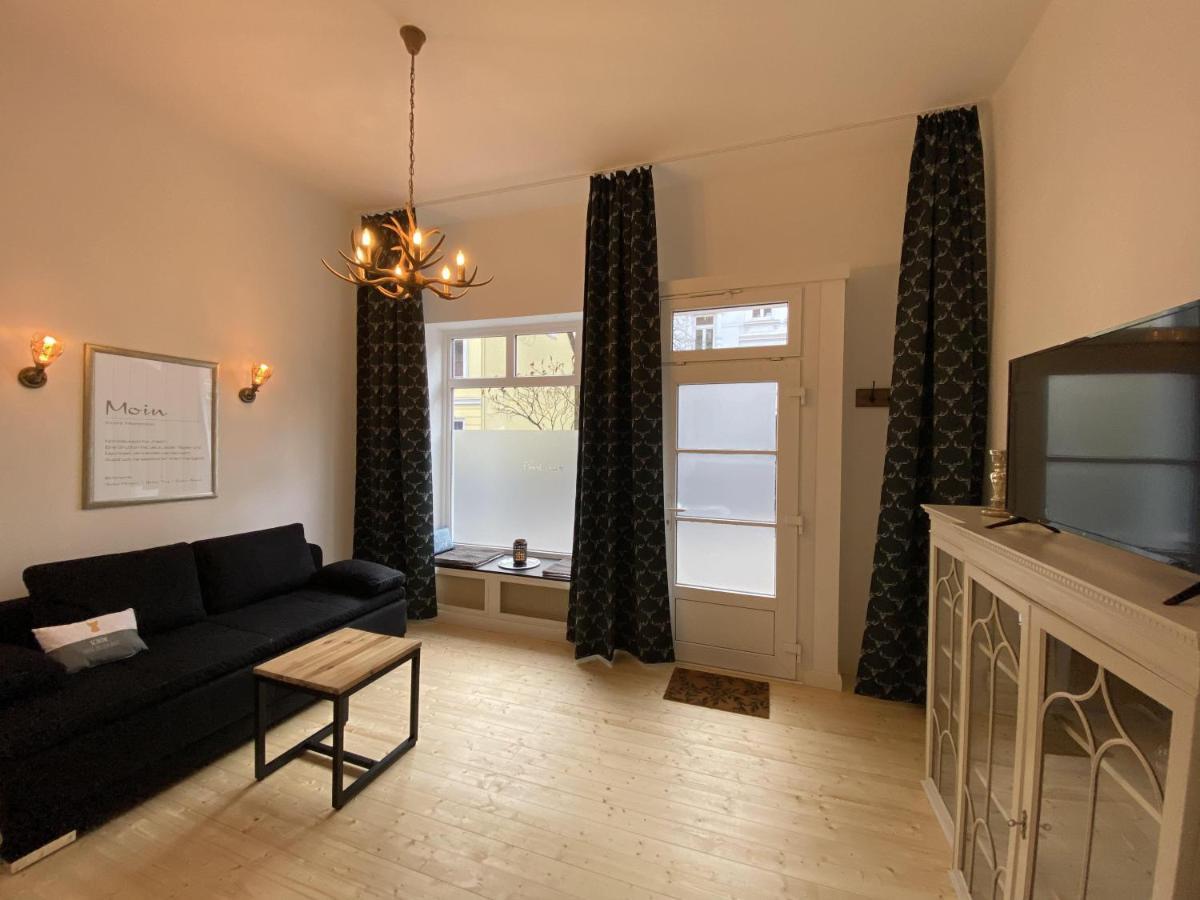 Urban Stay Hamburg - Apartments "Backbord" & "Steuerbord Mit Sauna" Bagian luar foto