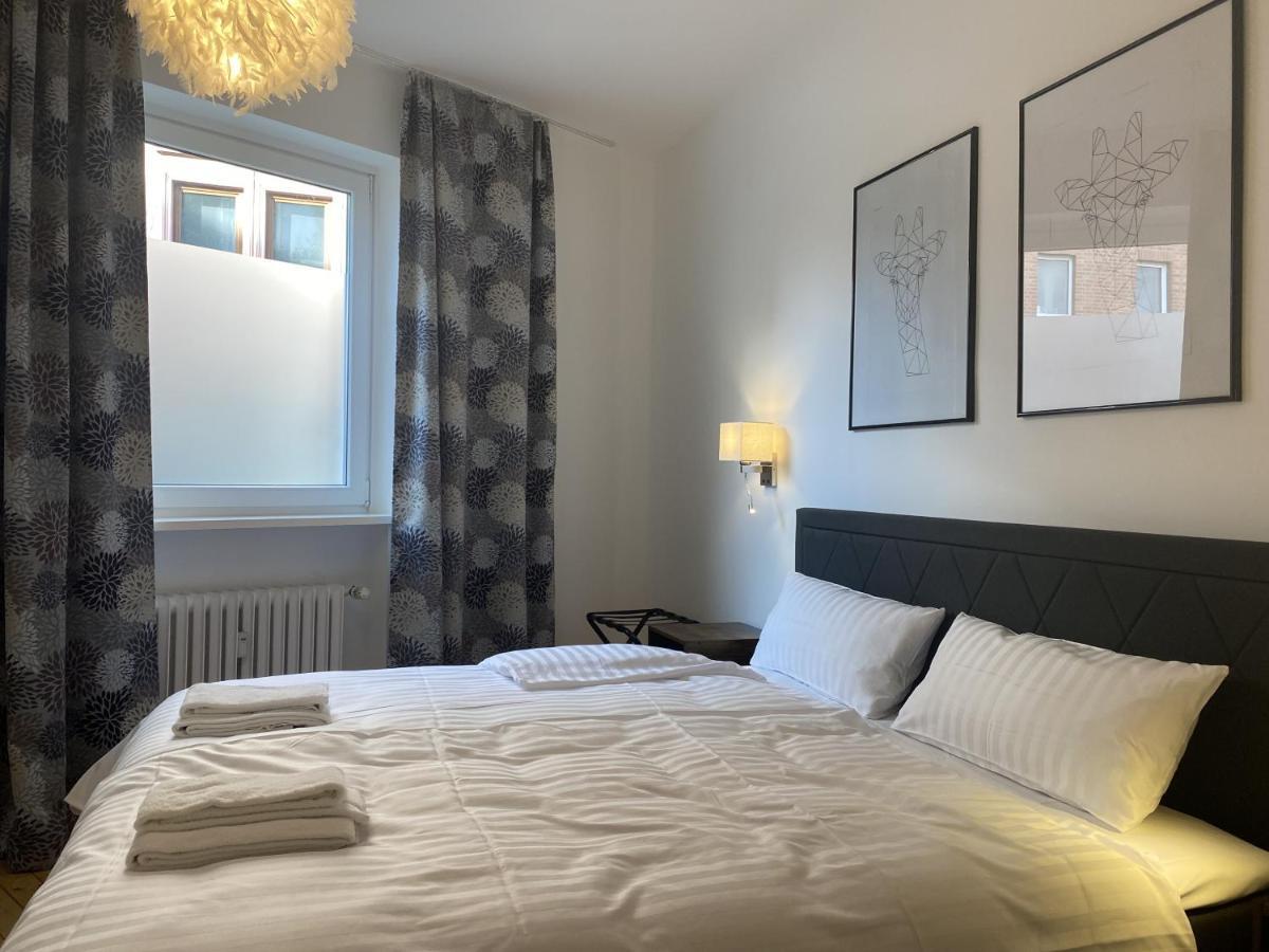 Urban Stay Hamburg - Apartments "Backbord" & "Steuerbord Mit Sauna" Bagian luar foto