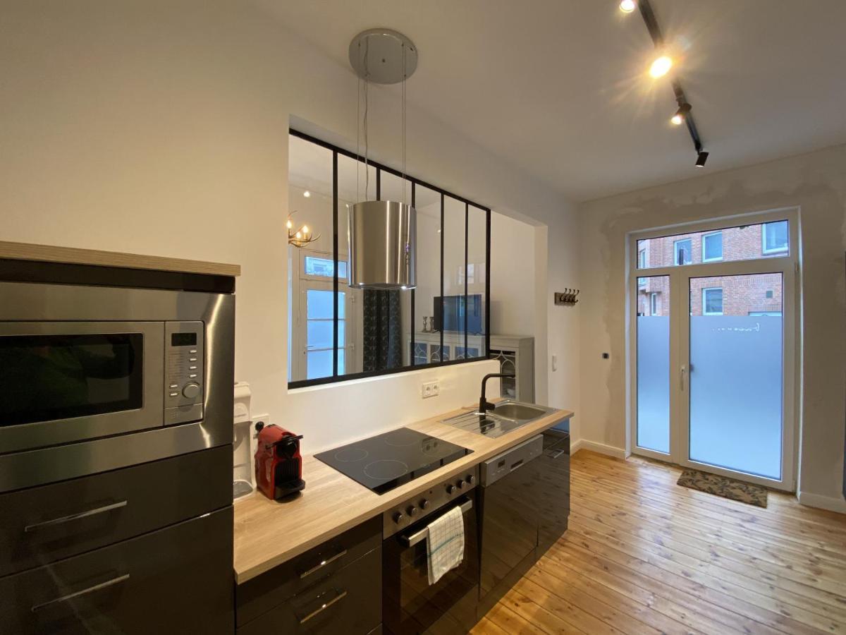 Urban Stay Hamburg - Apartments "Backbord" & "Steuerbord Mit Sauna" Bagian luar foto